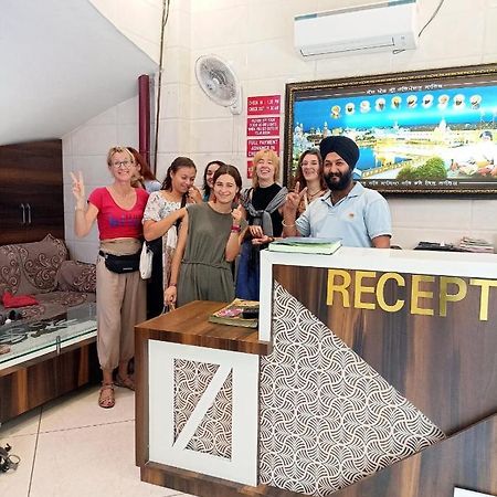 Jasneet Homestay 阿姆利则 外观 照片