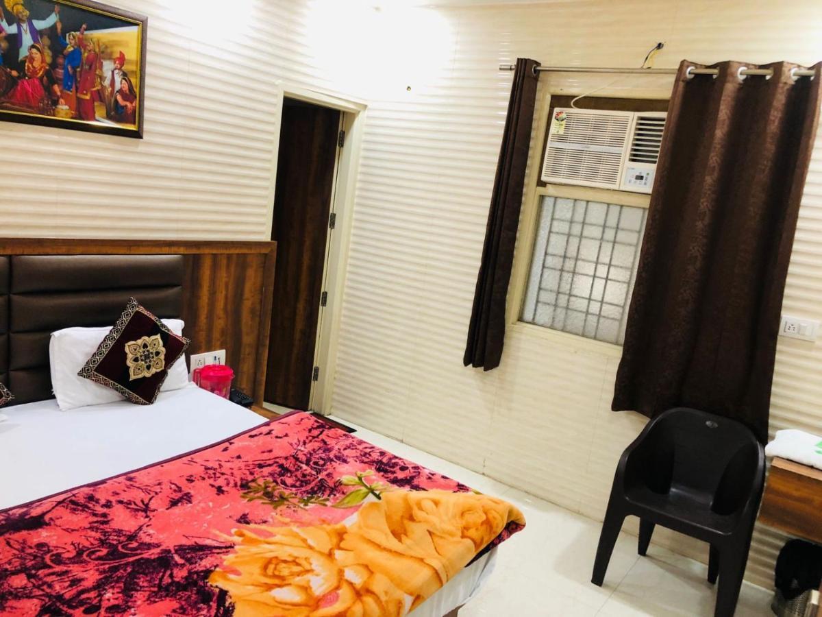 Jasneet Homestay 阿姆利则 外观 照片